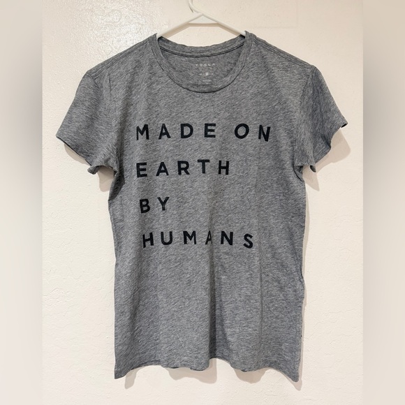 Tesla Gray Graphic Tee - Made on Earth by Humans size M - Picture 2 of 15